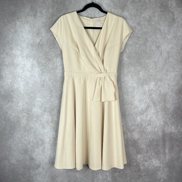 Gal Meets Glam Oatmeal Lydia Double Face Twist Short Sleeve Dress Women's Size 4 - Picture 2 of 9